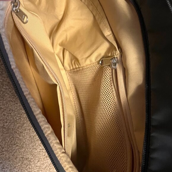 PacSafe Citysafe CS-Series TravelSmith Grey Travel Luggage Quilted Shoulder Bag! - Picture 9 of 16